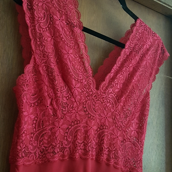 Red long nightwear EUC - Picture 2 of 2